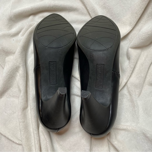 Comfort Plus by Predictions Black Heeled Booties - Picture 7 of 8